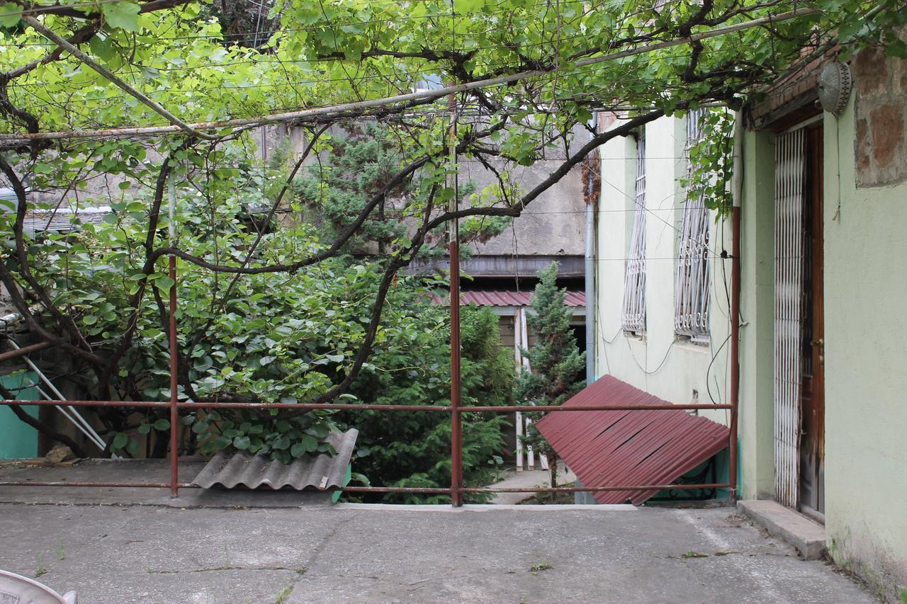 Salomes Apartment Tuti ボルジョミ エクステリア 写真