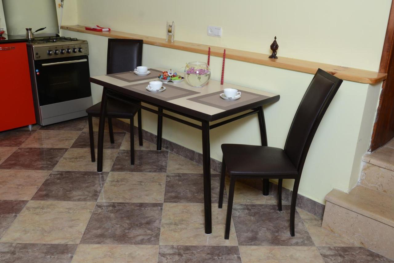 Salomes Apartment Tuti ボルジョミ エクステリア 写真