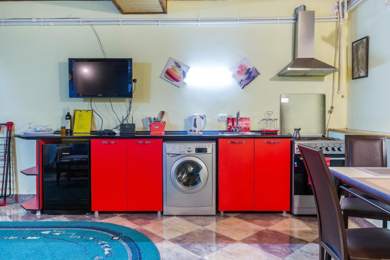 Salomes Apartment Tuti ボルジョミ エクステリア 写真