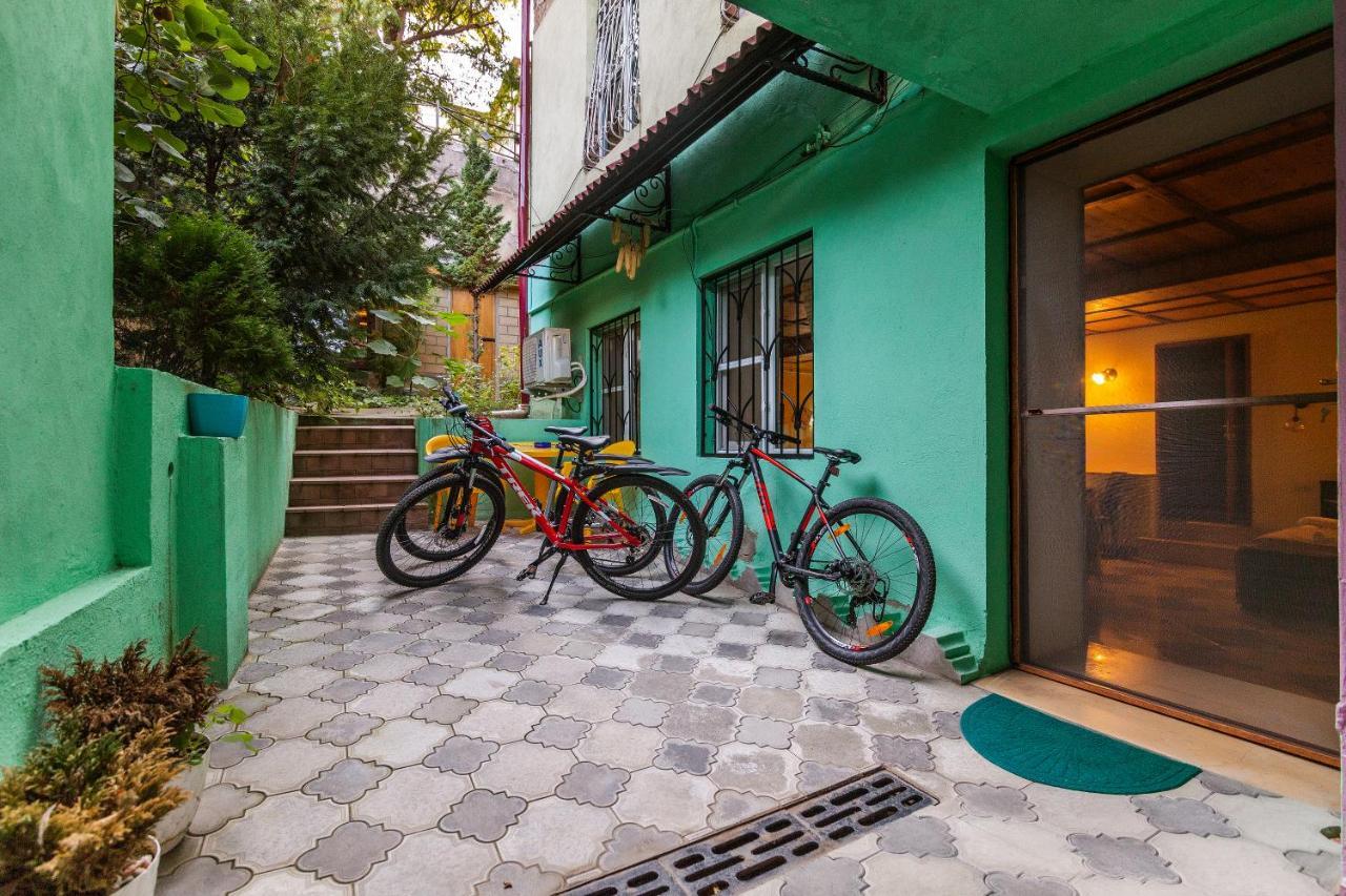 Salomes Apartment Tuti ボルジョミ エクステリア 写真