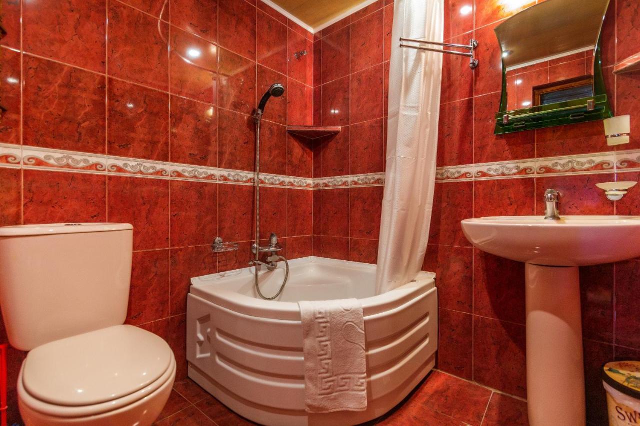 Salomes Apartment Tuti ボルジョミ エクステリア 写真